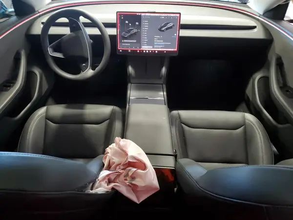 5YJ3E1EAXRF746962 2024 TESLA MODEL 3 - Image 8