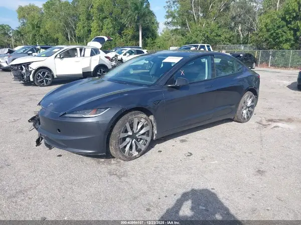 5YJ3E1EAXRF750607 2024 TESLA MODEL 3 - Image 2