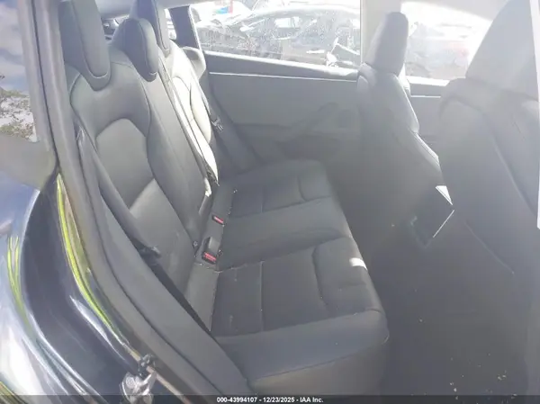 5YJ3E1EAXRF750607 2024 TESLA MODEL 3 - Image 8