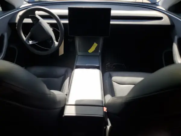 5YJ3E1EAXRF750705 2024 TESLA MODEL 3 - Image 8