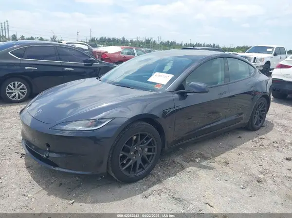 5YJ3E1EAXRF754866 2024 TESLA MODEL 3 - Image 2
