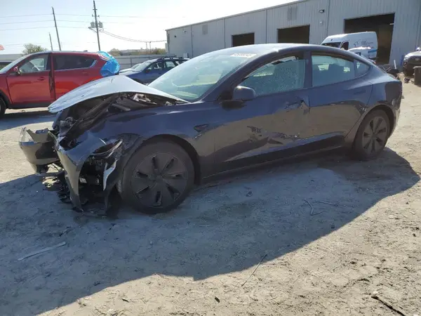 5YJ3E1EAXRF756164 2024 TESLA MODEL 3 - Image 1