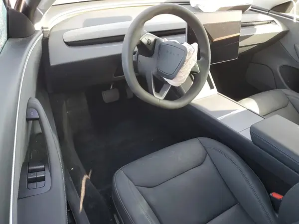 5YJ3E1EAXRF756164 2024 TESLA MODEL 3 - Image 8