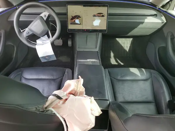 5YJ3E1EAXRF757640 2024 TESLA MODEL 3 - Image 8