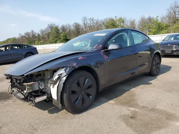 5YJ3E1EAXRF763325 2024 TESLA MODEL 3 - Image 1