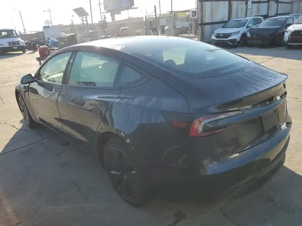 5YJ3E1EAXRF765401 2024 TESLA MODEL 3 - Image 2