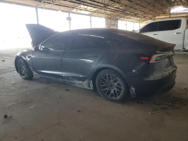 5YJ3E1EAXRF768556 2024 TESLA MODEL 3 - Image 2