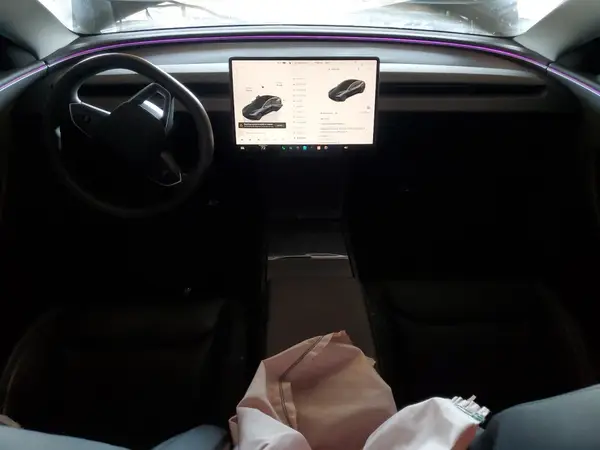 5YJ3E1EAXRF768556 2024 TESLA MODEL 3 - Image 8