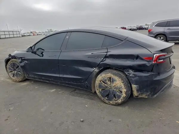 5YJ3E1EAXRF785955 2024 TESLA MODEL 3 - Image 2