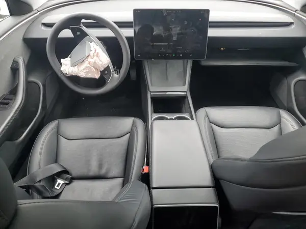 5YJ3E1EAXRF827105 2024 TESLA MODEL 3 - Image 8