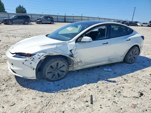 5YJ3E1EAXRF829811 2024 TESLA MODEL 3 - Image 1