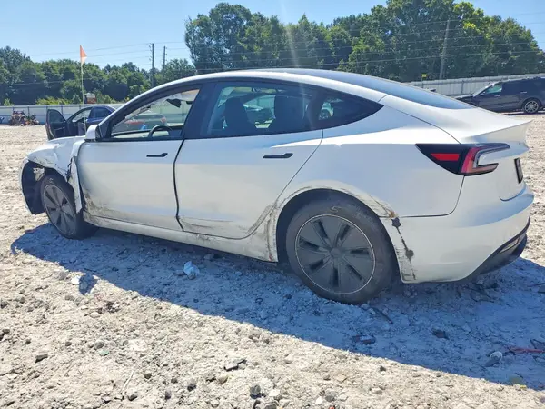 5YJ3E1EAXRF829811 2024 TESLA MODEL 3 - Image 2
