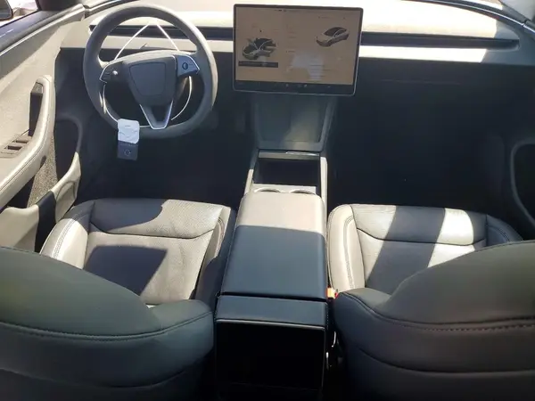 5YJ3E1EAXRF829811 2024 TESLA MODEL 3 - Image 8