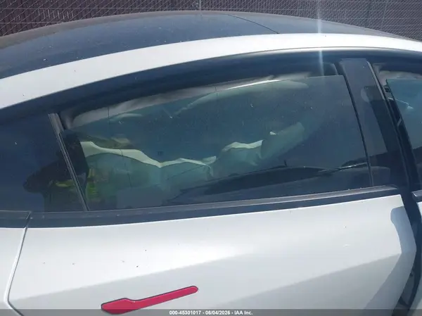 5YJ3E1EAXRF831266 2024 TESLA MODEL 3 - Image 8