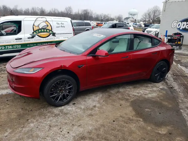 5YJ3E1EAXRF833440 2024 TESLA MODEL 3 - Image 1