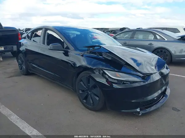 5YJ3E1EAXRF834085 2024 TESLA MODEL 3 - Image 1