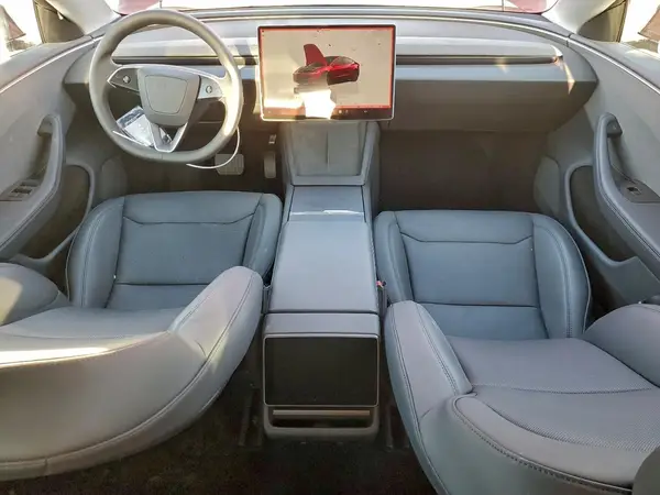 5YJ3E1EAXRF846267 2024 TESLA MODEL 3 - Image 8