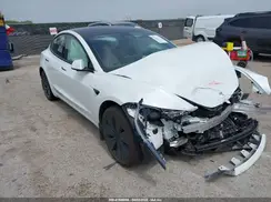 5YJ3E1EAXRF853350 2024 TESLA MODEL 3