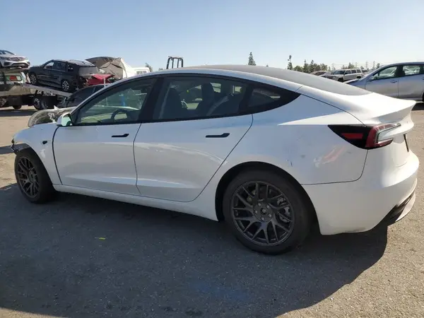 5YJ3E1EAXRF855518 2024 TESLA MODEL 3 - Image 2