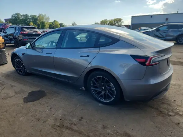 5YJ3E1EAXRF857642 2024 TESLA MODEL 3 - Image 2