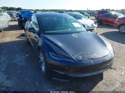5YJ3E1EAXRF861917 2024 TESLA MODEL 3