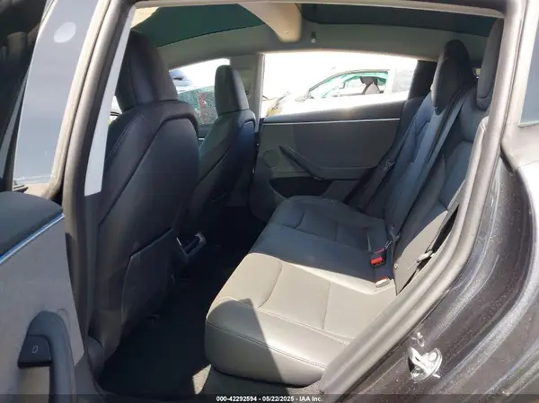 5YJ3E1EAXRF864994 2024 TESLA MODEL 3 - Image 8