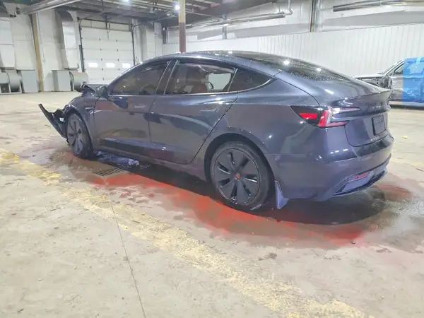 5YJ3E1EAXRF868883 2024 TESLA MODEL 3 - Image 2