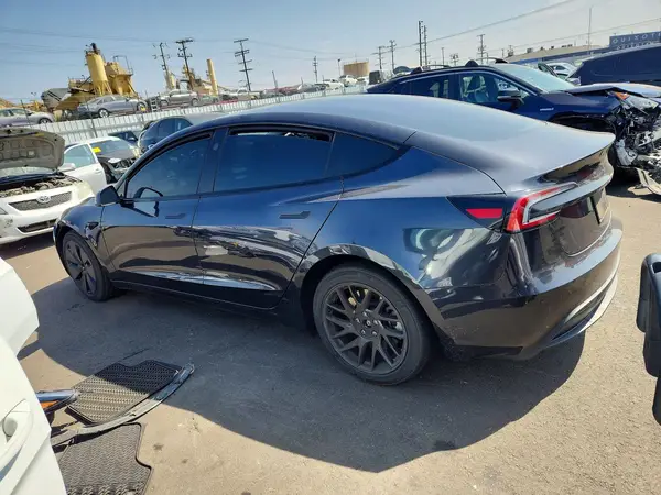 5YJ3E1EAXRF873274 2024 TESLA MODEL 3 - Image 2