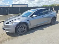 5YJ3E1EAXSF013901 2025 TESLA MODEL 3