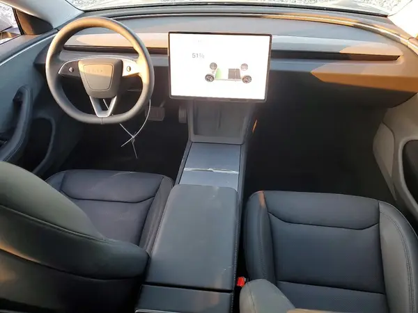 5YJ3E1EAXSF015793 2025 TESLA MODEL 3 - Image 8