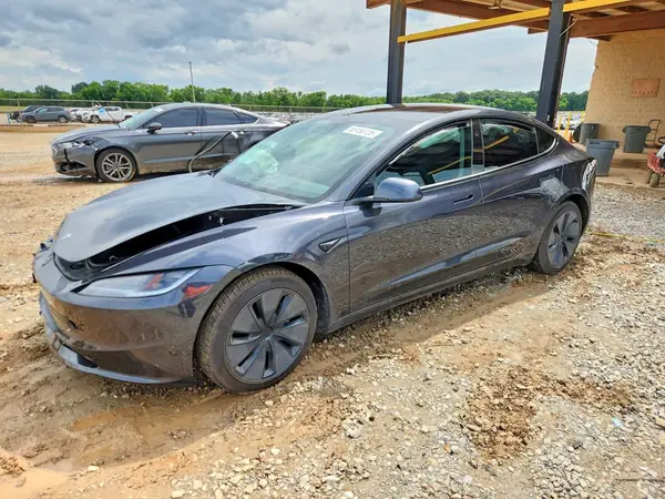 5YJ3E1EAXSF026695 2025 TESLA MODEL 3 - Image 1