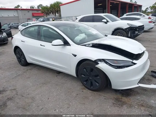 5YJ3E1EAXSF027362 2025 TESLA MODEL 3 - Image 1