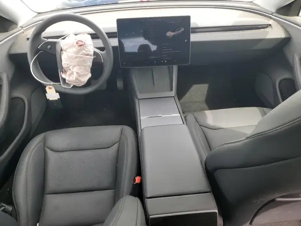 5YJ3E1EAXSF032500 2025 TESLA MODEL 3 - Image 8