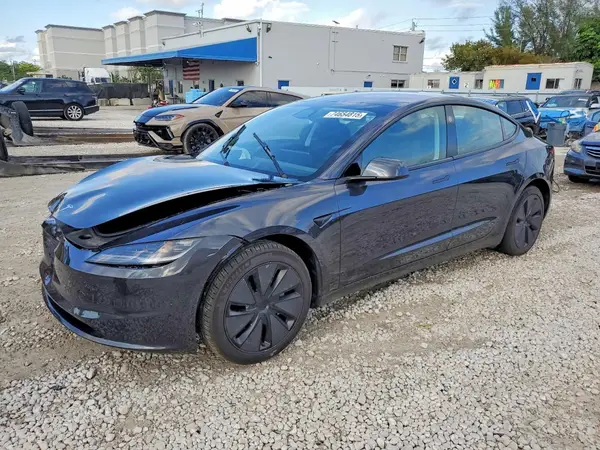 5YJ3E1EAXSF033873 2025 TESLA MODEL 3 - Image 1