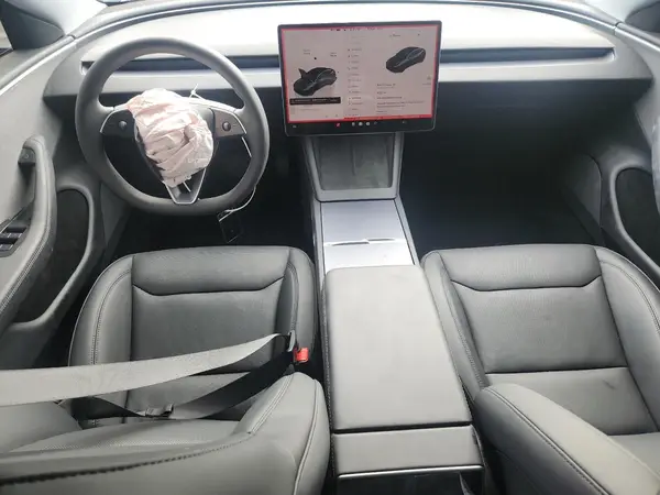 5YJ3E1EAXSF035378 2025 TESLA MODEL 3 - Image 8