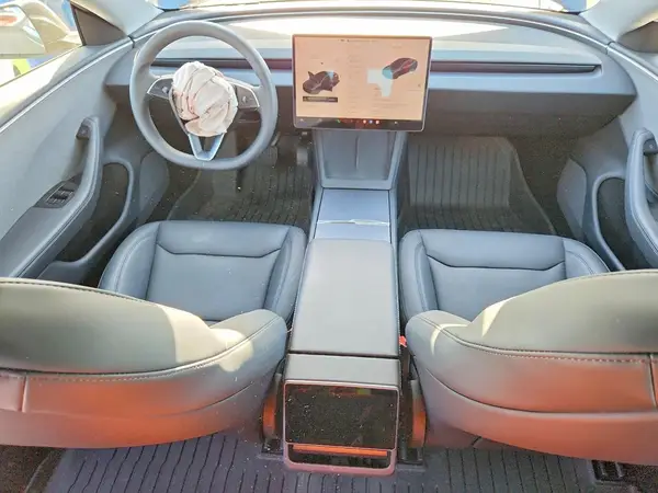 5YJ3E1EAXSF044873 2025 TESLA MODEL 3 - Image 8