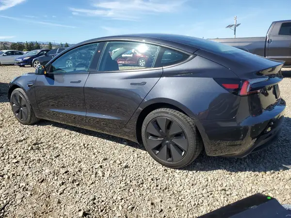 5YJ3E1EAXSF057395 2025 TESLA MODEL 3 - Image 2