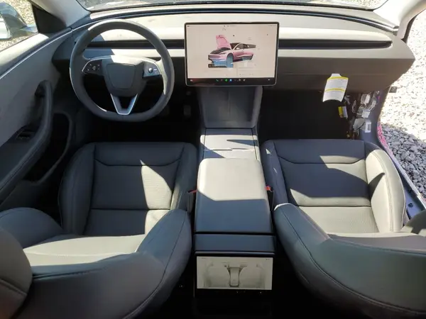 5YJ3E1EAXSF057395 2025 TESLA MODEL 3 - Image 8
