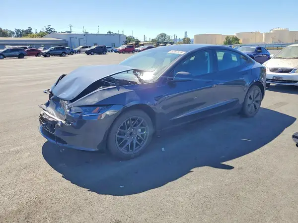5YJ3E1EAXSF058529 2025 TESLA MODEL 3 - Image 1