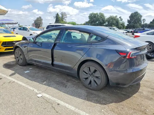 5YJ3E1EAXSF059244 2025 TESLA MODEL 3 - Image 2