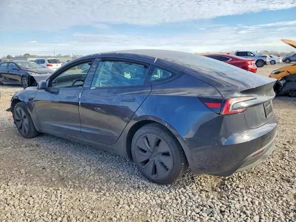5YJ3E1EAXSF066680 2025 TESLA MODEL 3 - Image 2