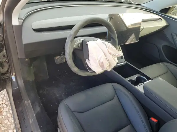 5YJ3E1EAXSF066680 2025 TESLA MODEL 3 - Image 8