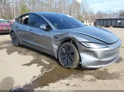5YJ3E1EAXSF070874 2025 TESLA MODEL 3