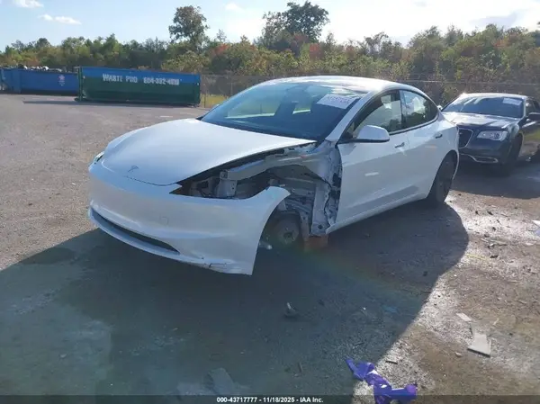 5YJ3E1EAXSF073306 2025 TESLA MODEL 3 - Image 2