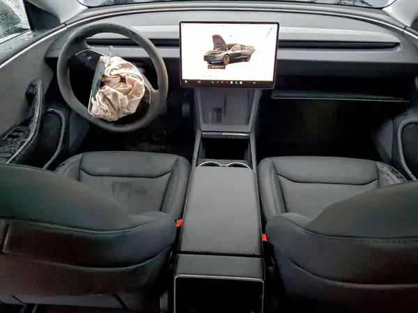 5YJ3E1EAXSF081308 2025 TESLA MODEL 3 - Image 8