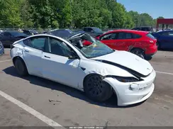 5YJ3E1EAXSF135108 2025 TESLA MODEL 3