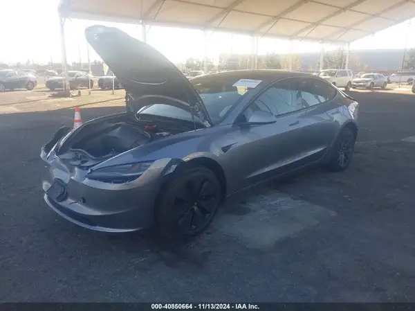 5YJ3E1EAXSF879016 2025 TESLA MODEL 3 - Image 2