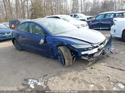5YJ3E1EAXSF887584 2025 TESLA MODEL 3