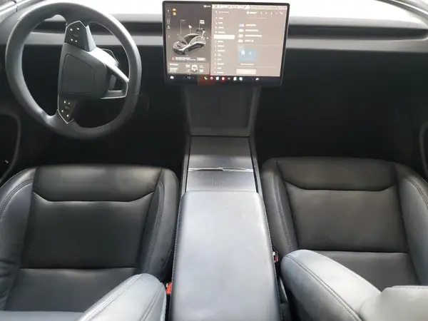 5YJ3E1EAXSF887648 2025 TESLA MODEL 3 - Image 8
