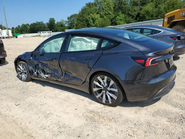 5YJ3E1EAXSF904061 2025 TESLA MODEL 3 - Image 2
